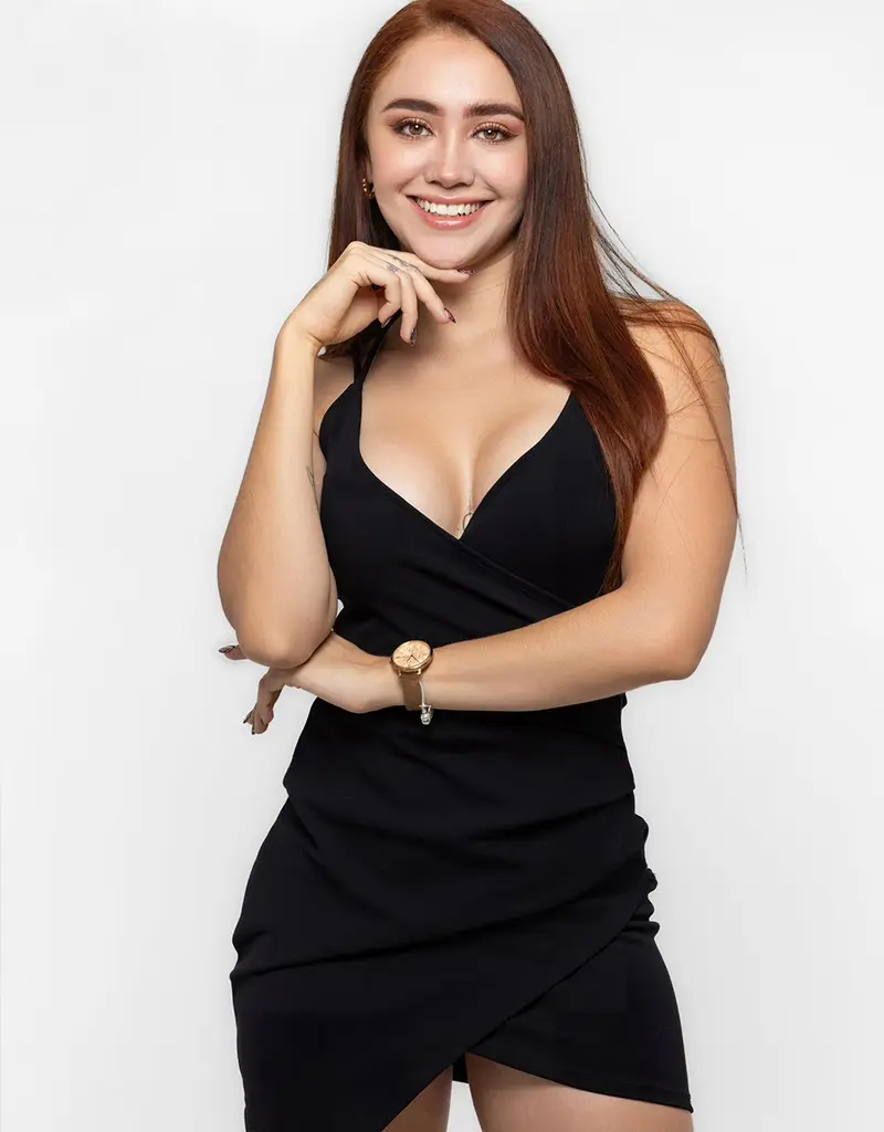 Elisa E.
