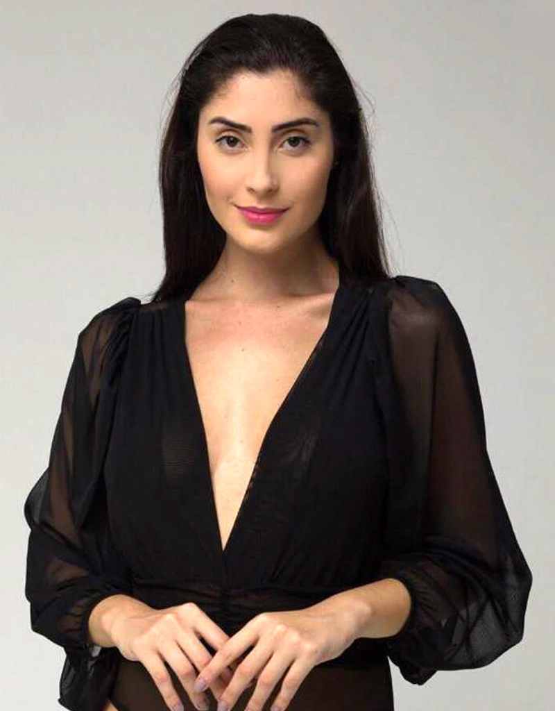 Fernanda S.