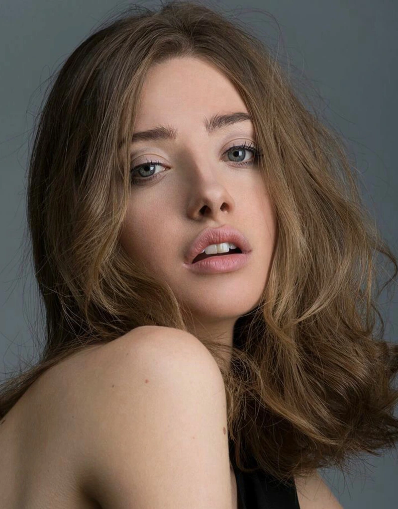 Lucia L.